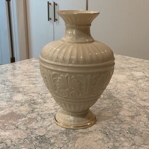 Lenox Cream Vase with Gold Trim